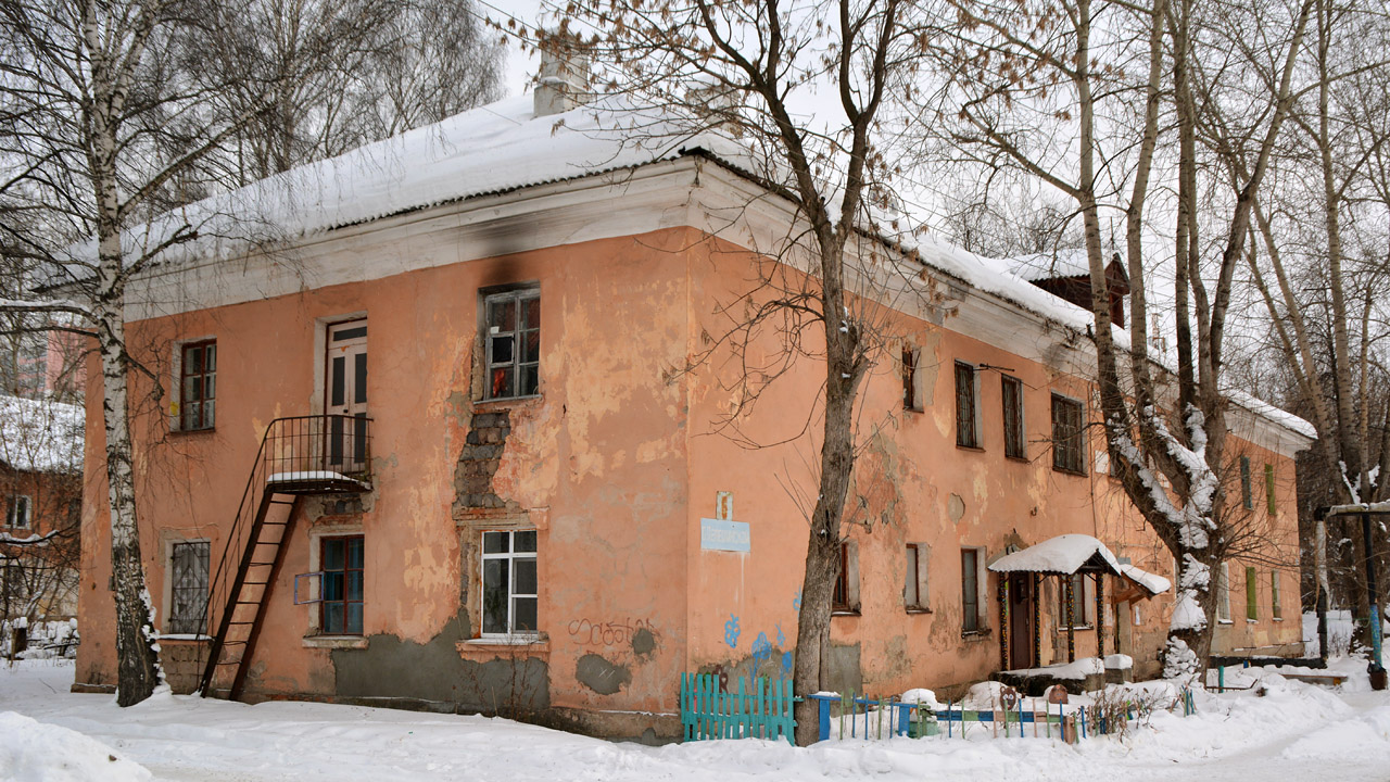 Perm, Улица Лепешинской, 6