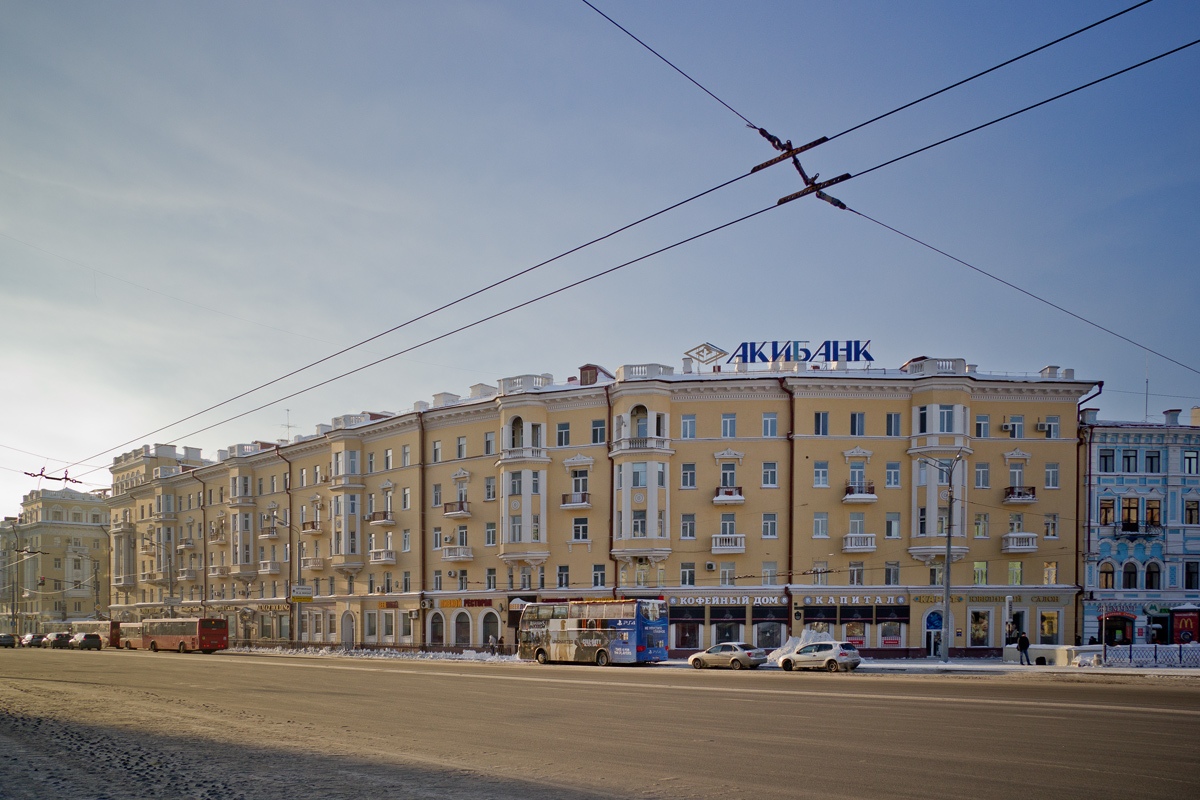 Казань, Улица Пушкина, 5 / Улица Островского, 43