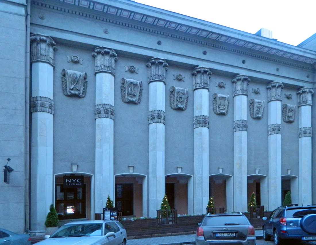 Таллин, Vana-Posti, 8