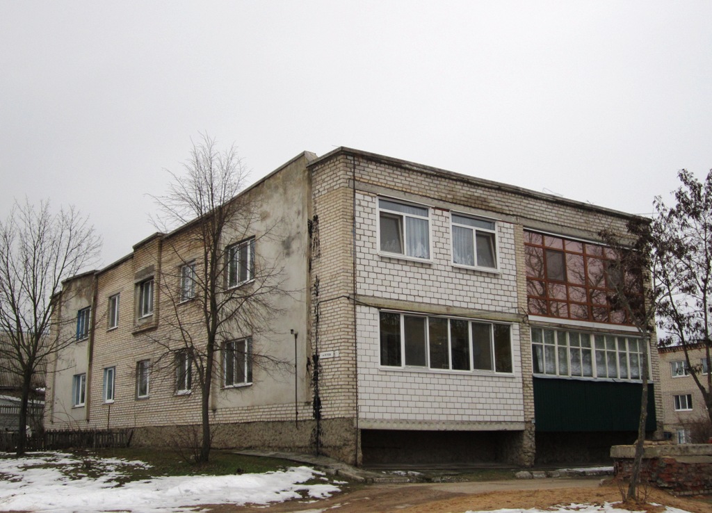 Рогачёв, Улица Александра Матросова, 1