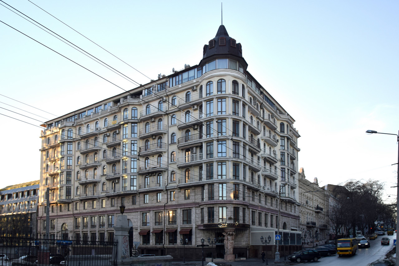 Одесса, Грецька вулиця, 5 / Польська вулиця, 8