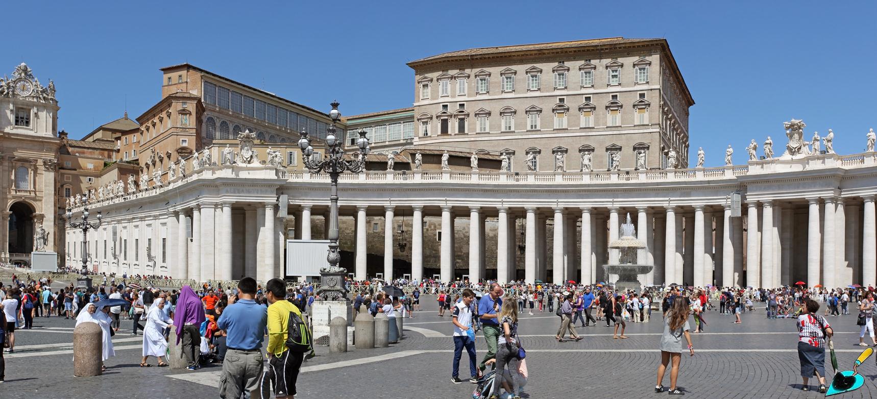 Ватикан, Piazza San Pietro