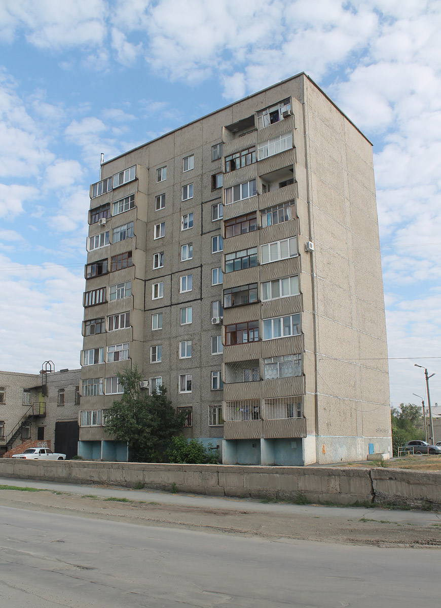 Орск, Ферганская улица, 6 / Улица Крупской, 10