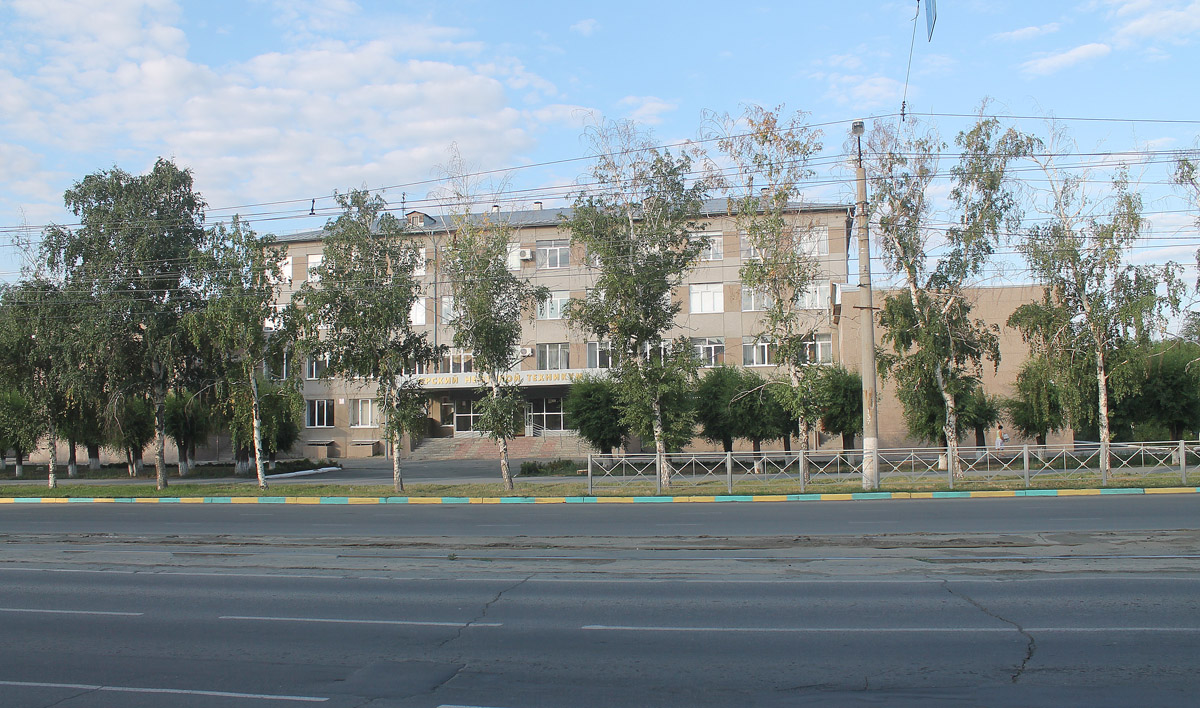 Орск, Проспект Ленина, 81 / Тагильская улица, 29