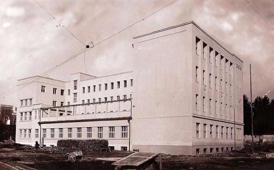 Кошице, Ulica Komenského, 14