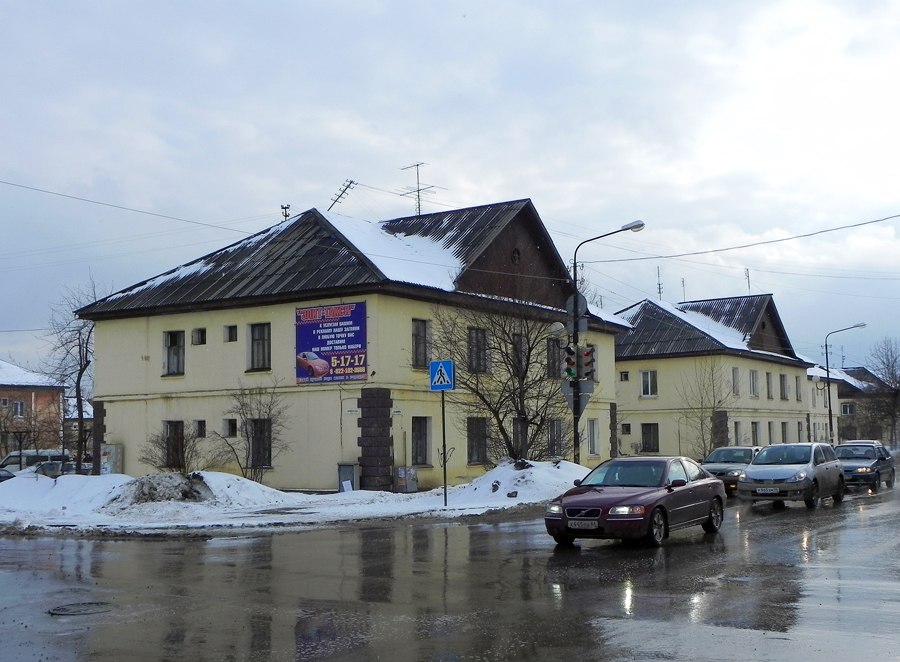 Верхняя Пышма, Улица Калинина, 21; Улица Калинина, 23