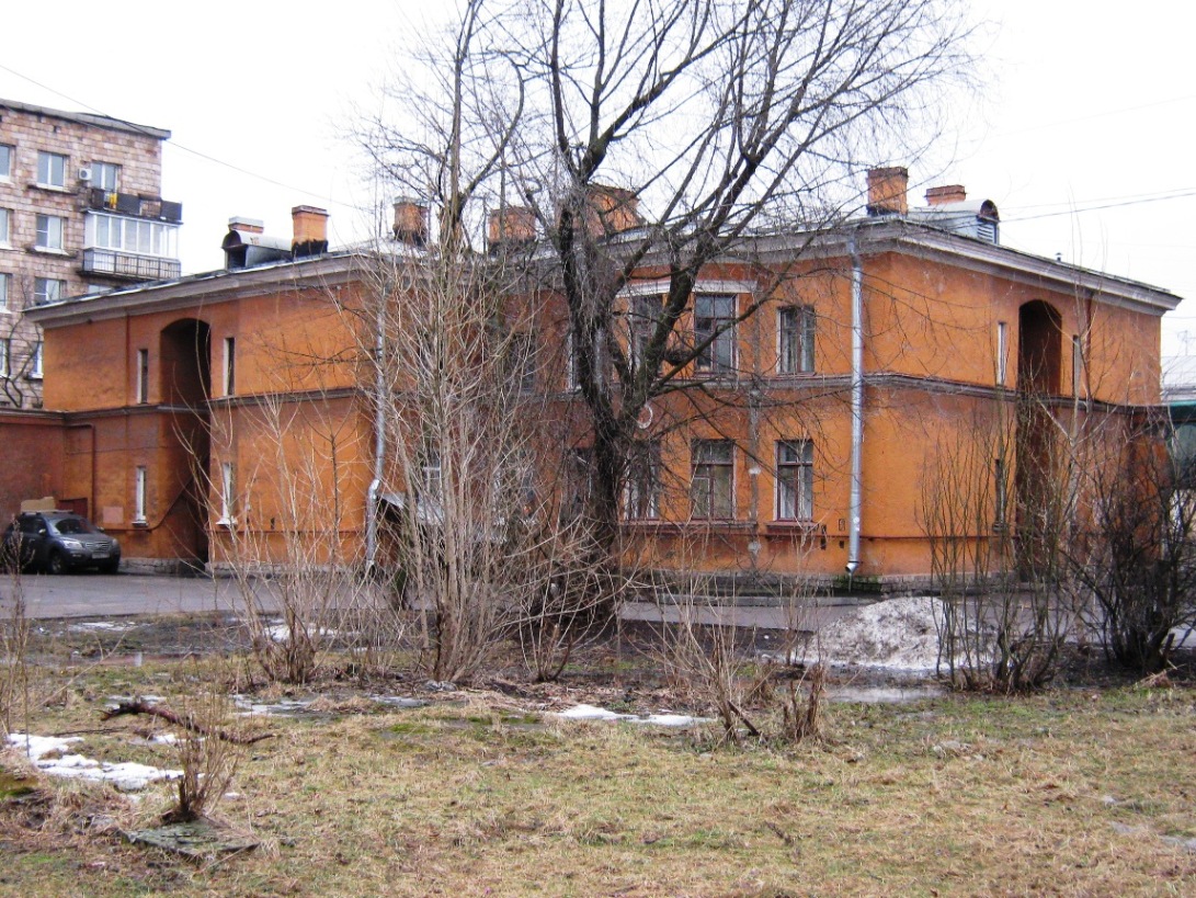 Санкт-Петербург, Турбинная улица, 27 / Улица Трефолева, 21