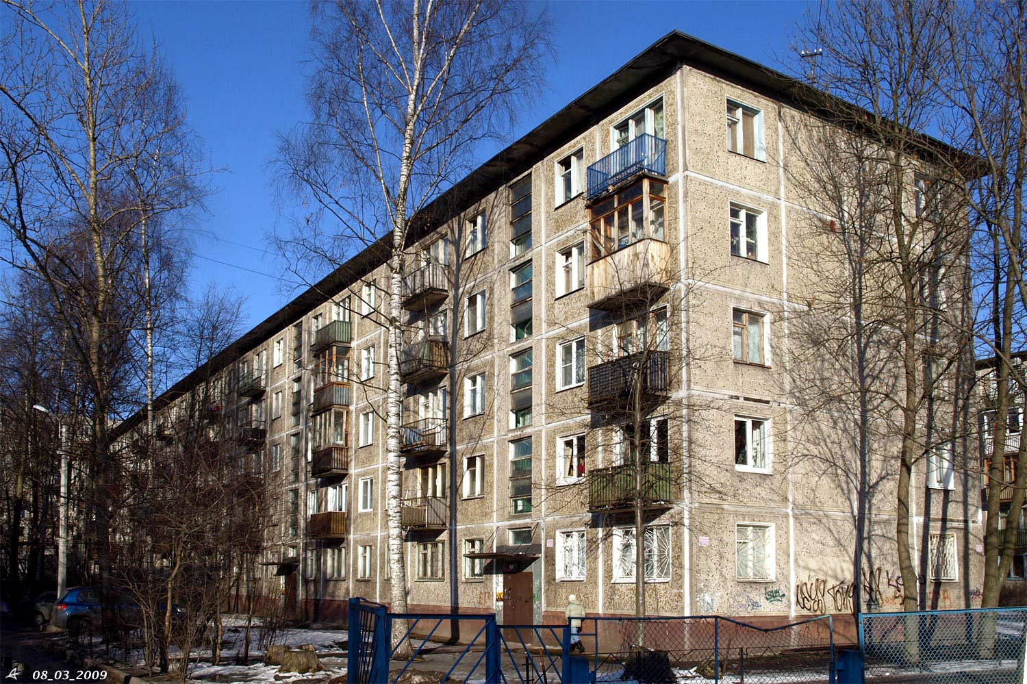 Sankt Petersburg, Шоссе Революции, 33 корп. 5