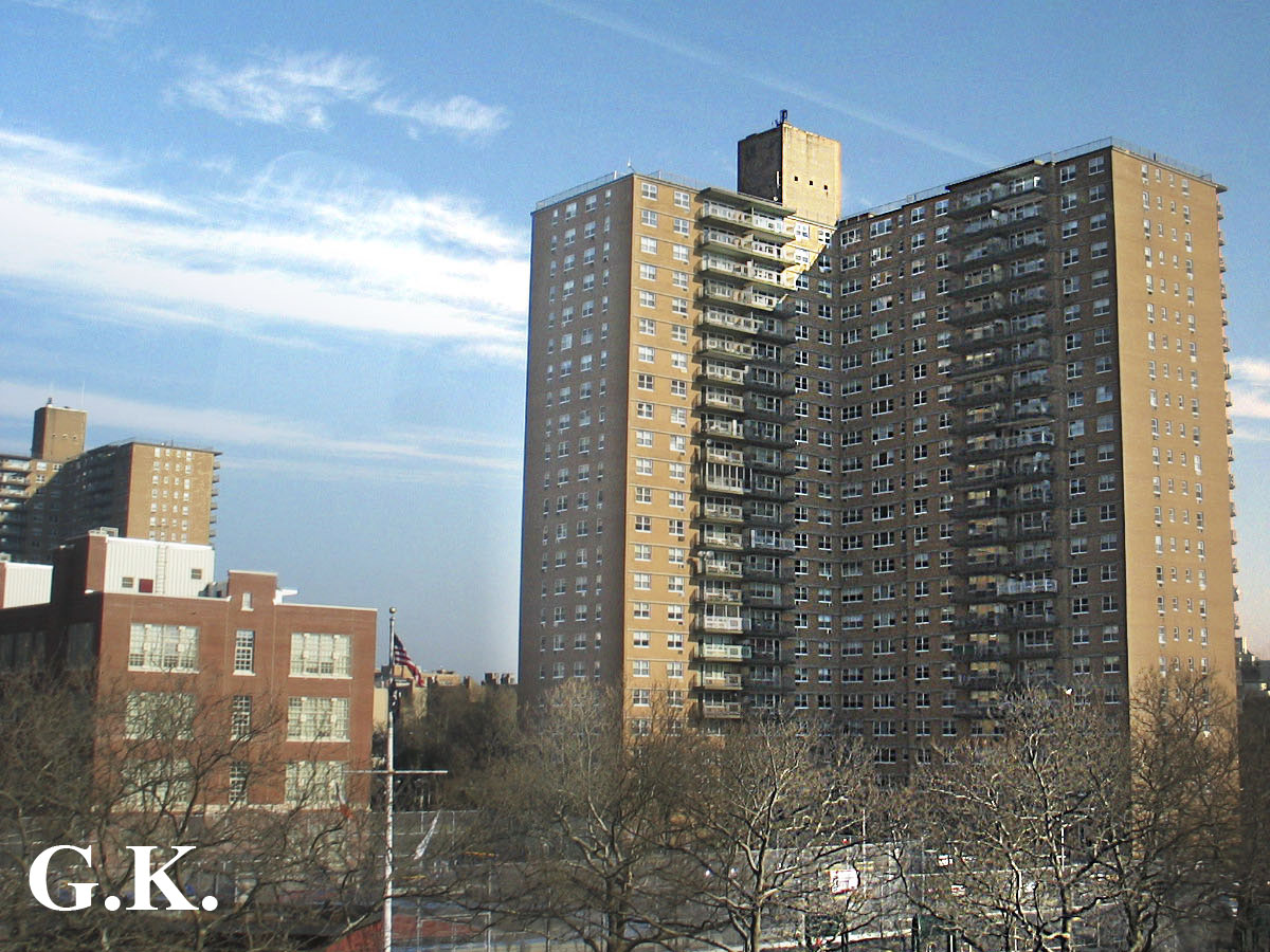 Нью-Йорк, Ocean Parkway, 3000-3064