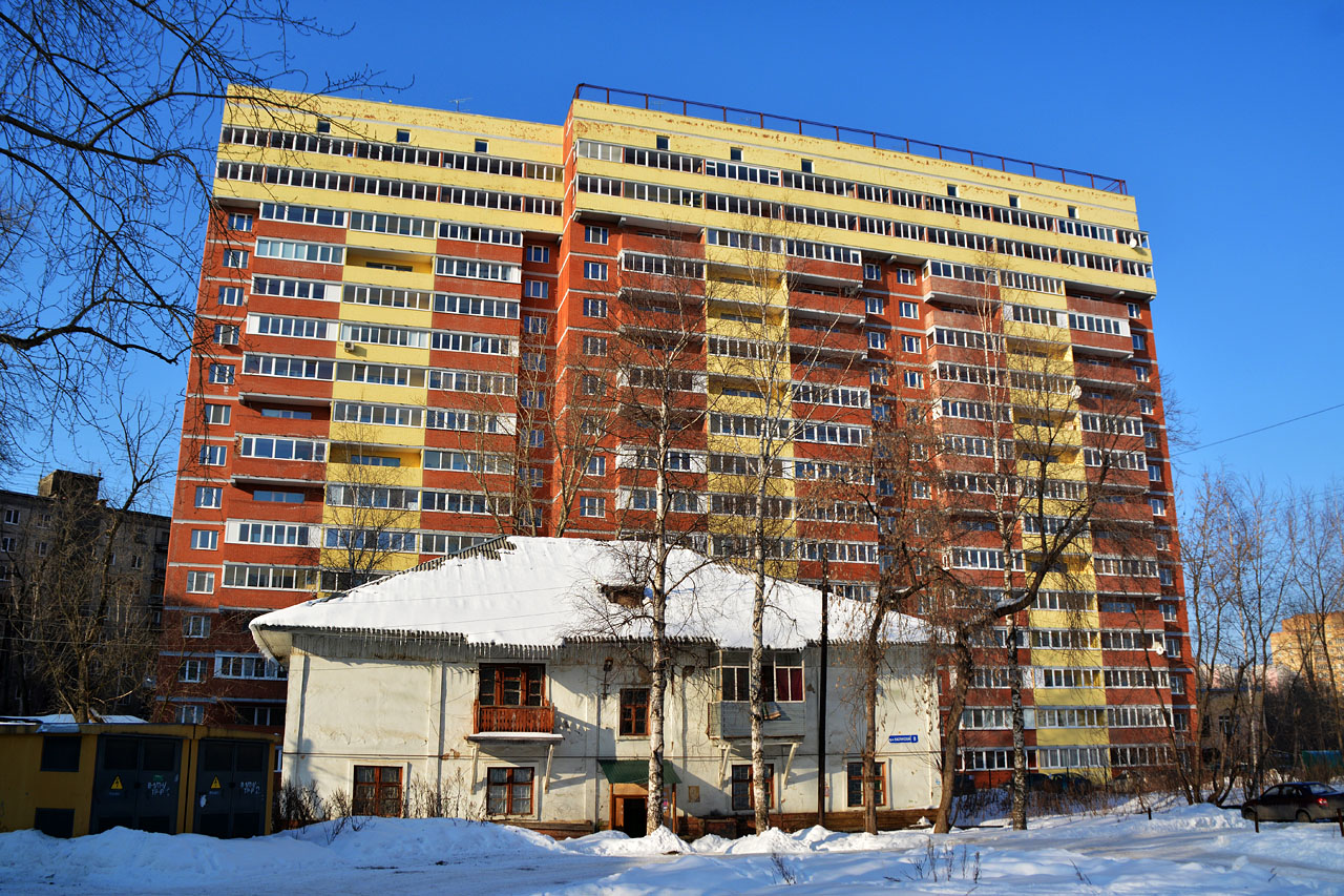 Пермь, Парковый проспект, 45Г; Каслинский переулок, 8