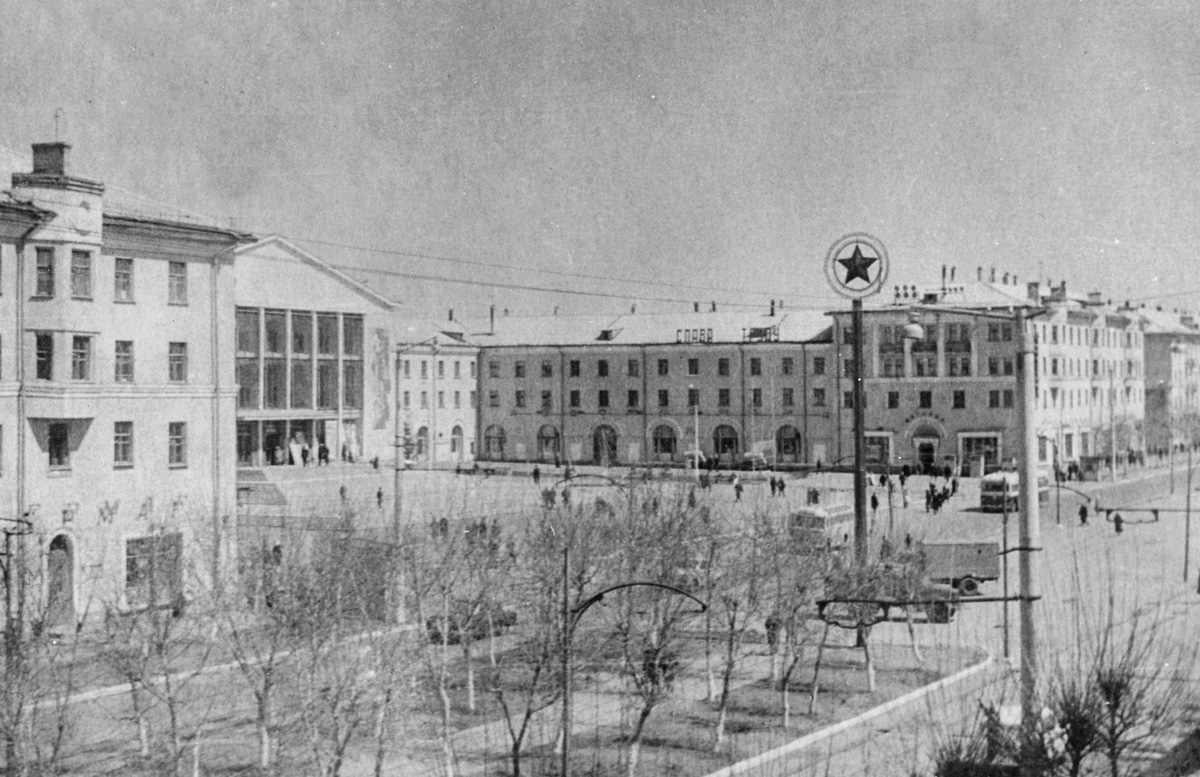 Омск, Проспект Мира, 60; Проспект Мира, 58; Проспект Мира, 62