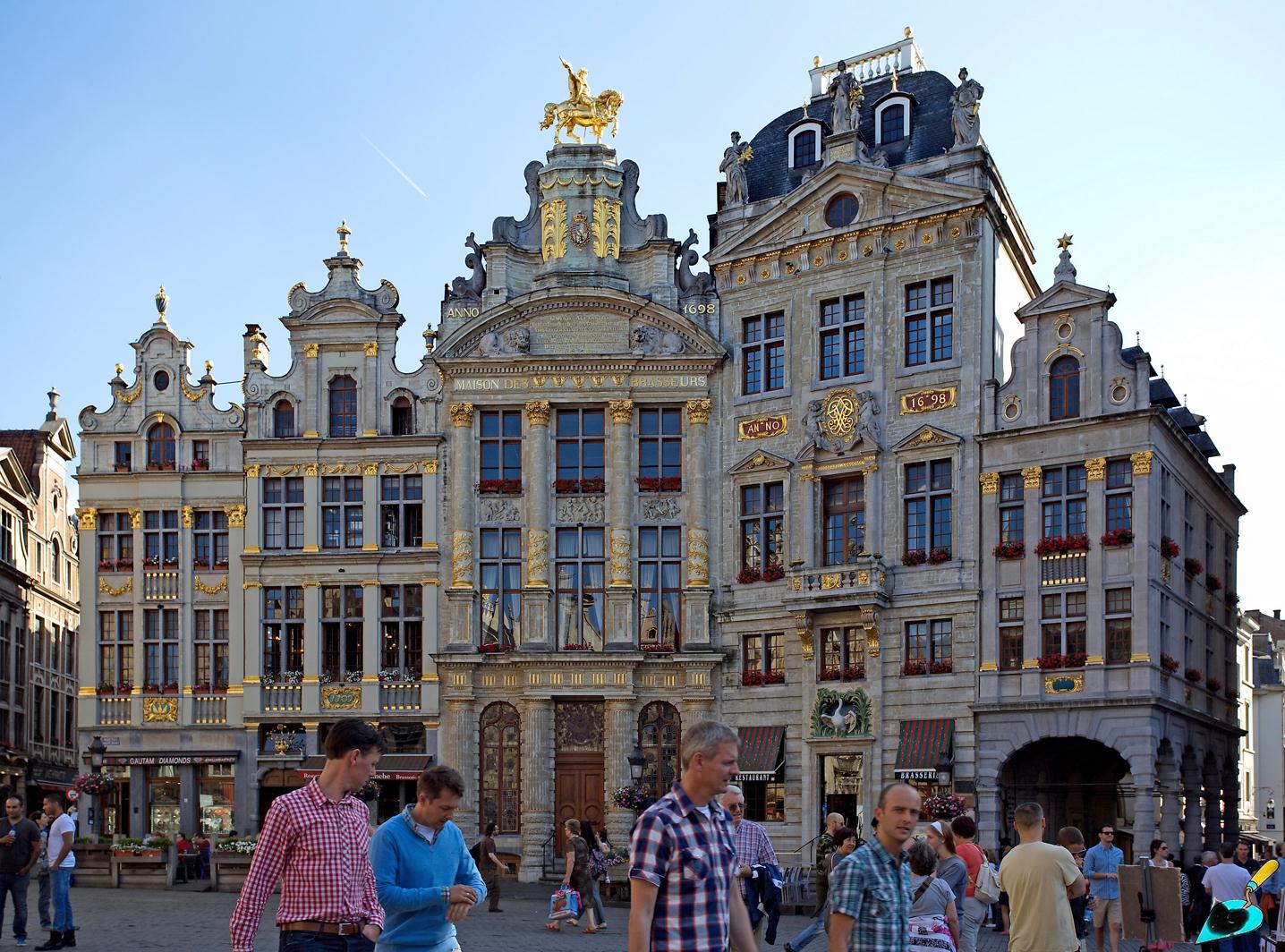 Брюссель, Grand-Place - Grote Markt, 12; Grand-Place - Grote Markt, 11; Grand-Place - Grote Markt, 10; Grand-Place - Grote Markt, 9; Grand-Place - Grote Markt, 8