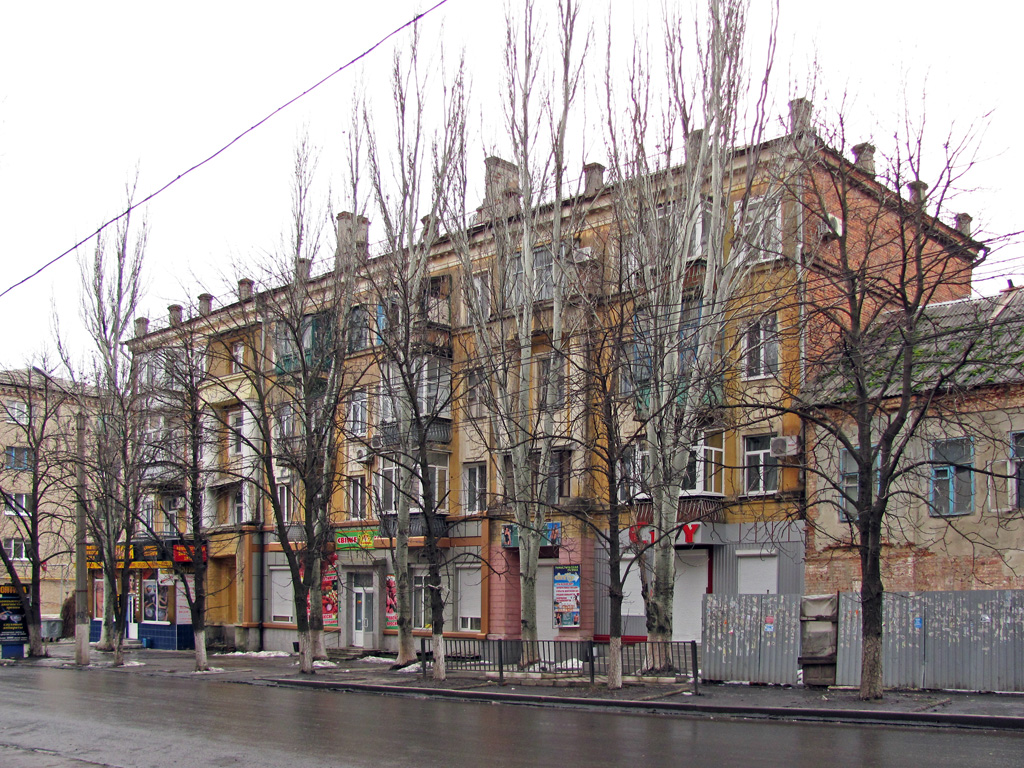 Artjomovsk, Советская улица, 42