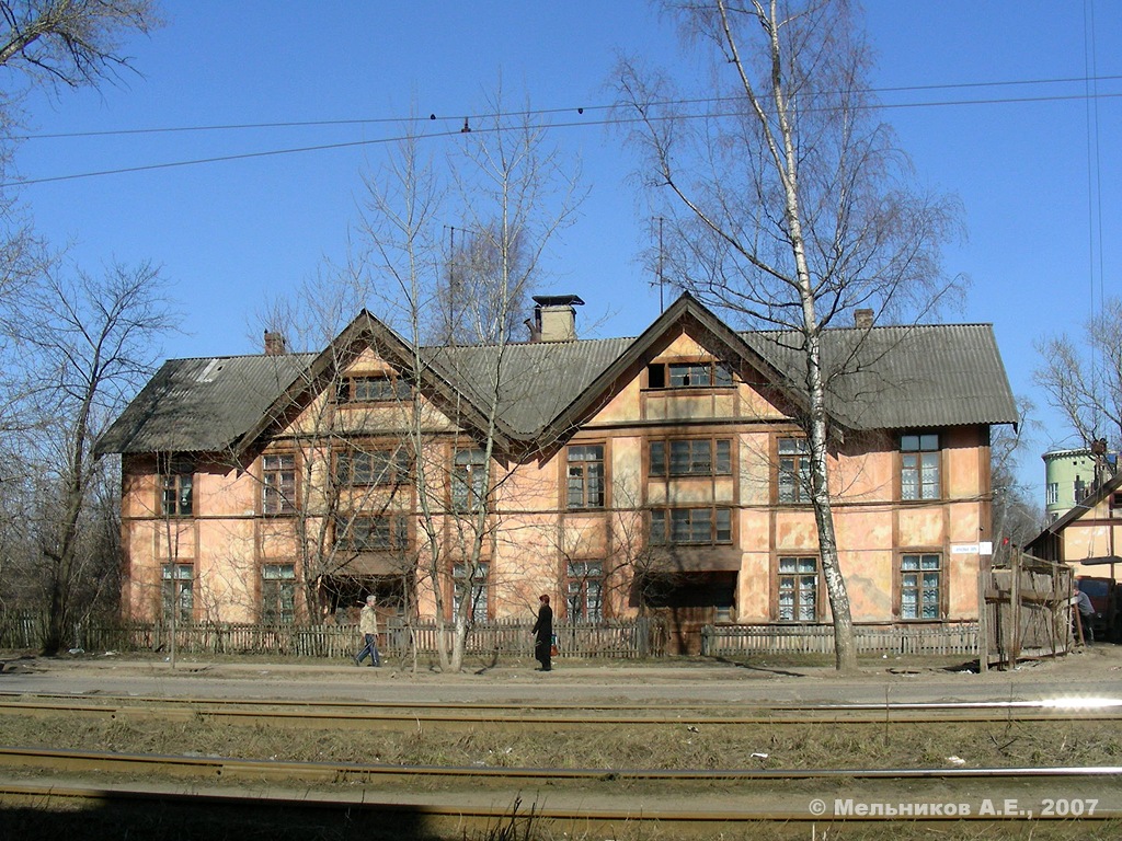 Иваново, Улица Красных Зорь, 8 / Союзный переулок, 12