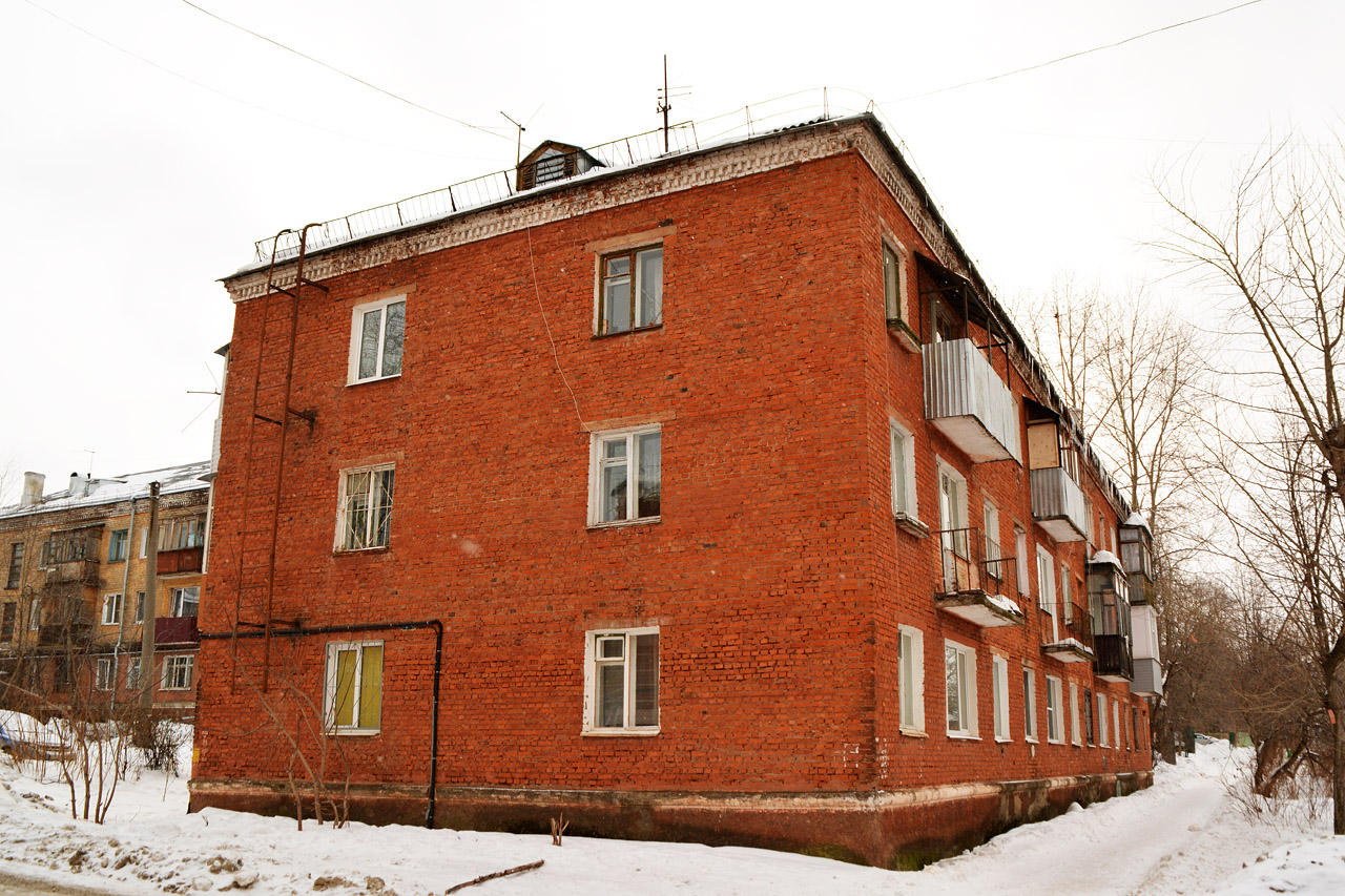 Пермь, Улица Нефтяников, 3