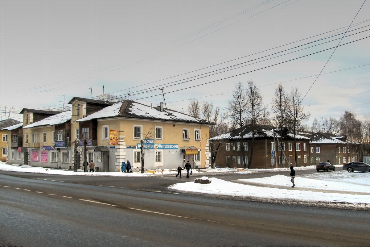 Переславль-Залесский, Улица Свободы, 50; Улица Красный Текстильщик, 13