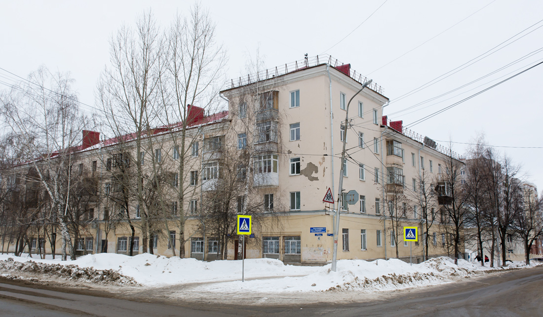 Уфа, Кольцевая улица, 49 / Улица Льва Толстого, 9