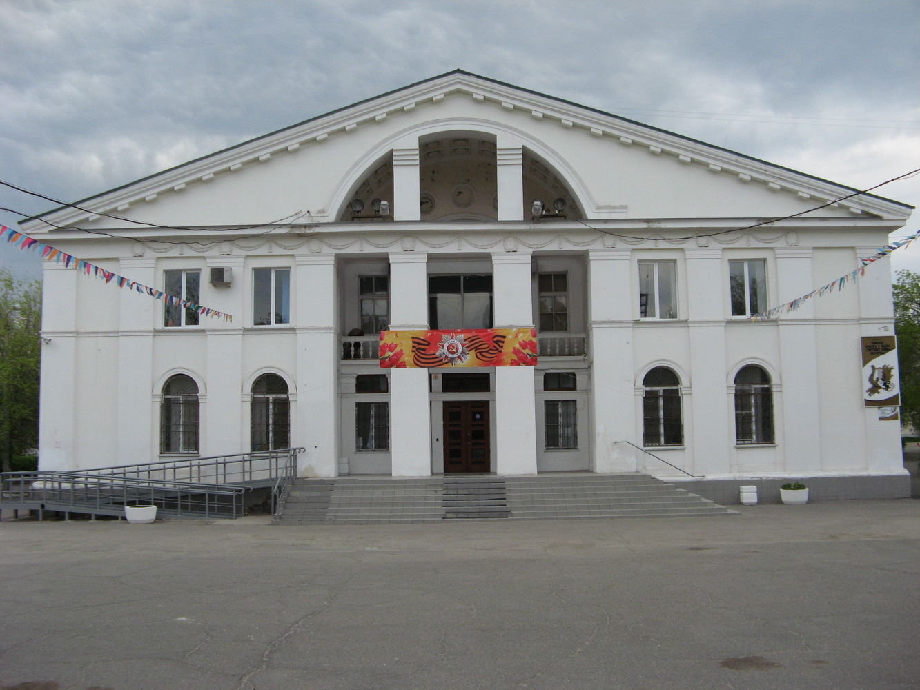 Волгоград, Даугавская улица, 1