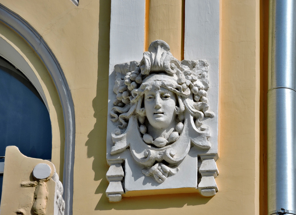 Харьков, Полтавский шлях, 11