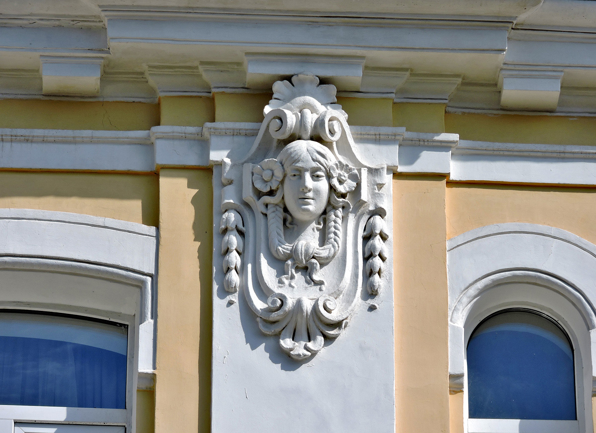 Charków, Полтавский шлях, 11