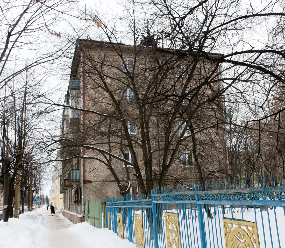 Уфа, Кольцевая улица, 30 / Улица Мира, 41