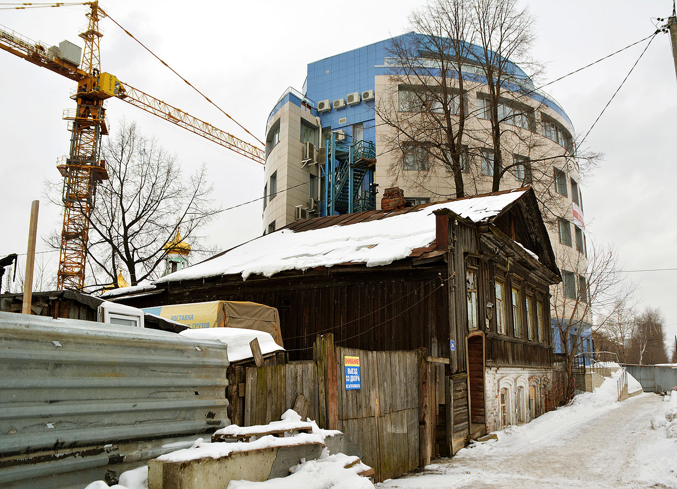 Пермь, Улица Окулова, 26; Улица Окулова, 27
