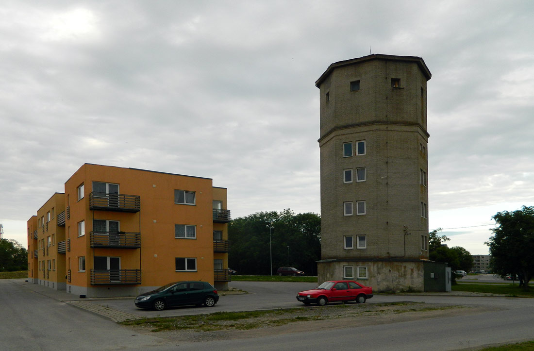 Юри, Veetorni, 2; Aruküla tee, 20