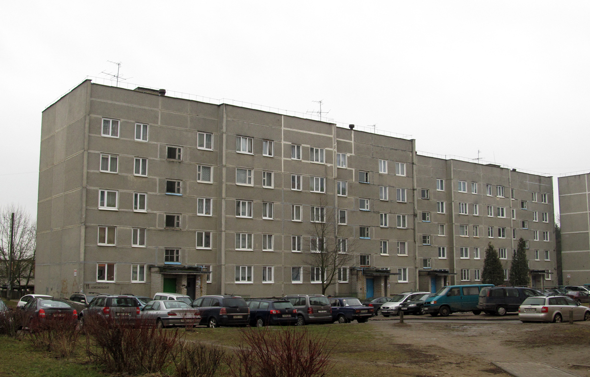 Фаниполь, Комсомольская улица, 11