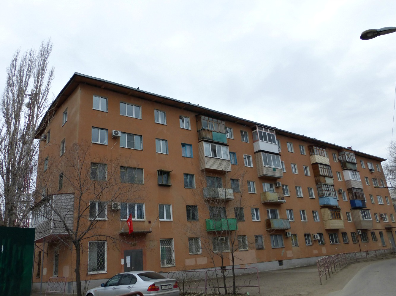 Волжский, Улица Рихарда Зорге, 14 / Волгодонская улица, 1