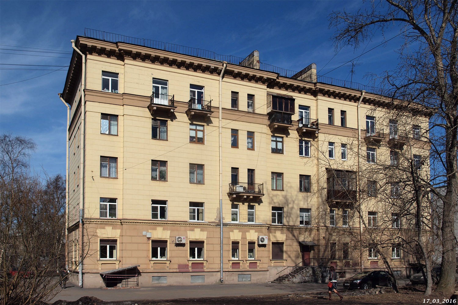 Санкт-Петербург, Улица Ивана Черных, 21