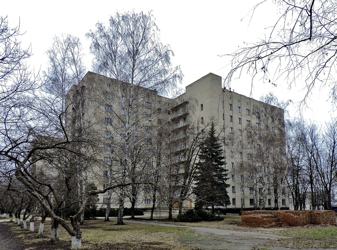 Харьковский район, прочие н.п., пос. Коммунист, Студенческий городок, 2