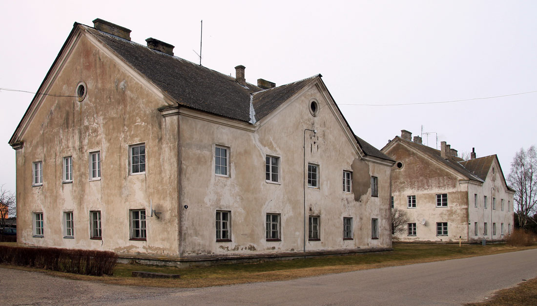 Кыргессааре, Sadama tee, 3