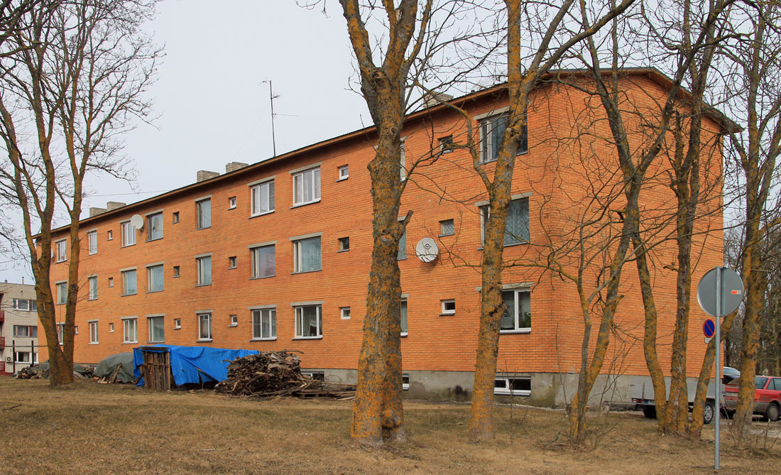 Кыргессааре, Tööstuse, 12