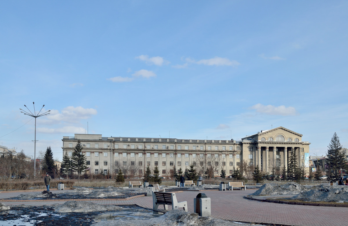 Krasnoyarsk, Проспект Мира, 93; Улица Карла Маркса, 114