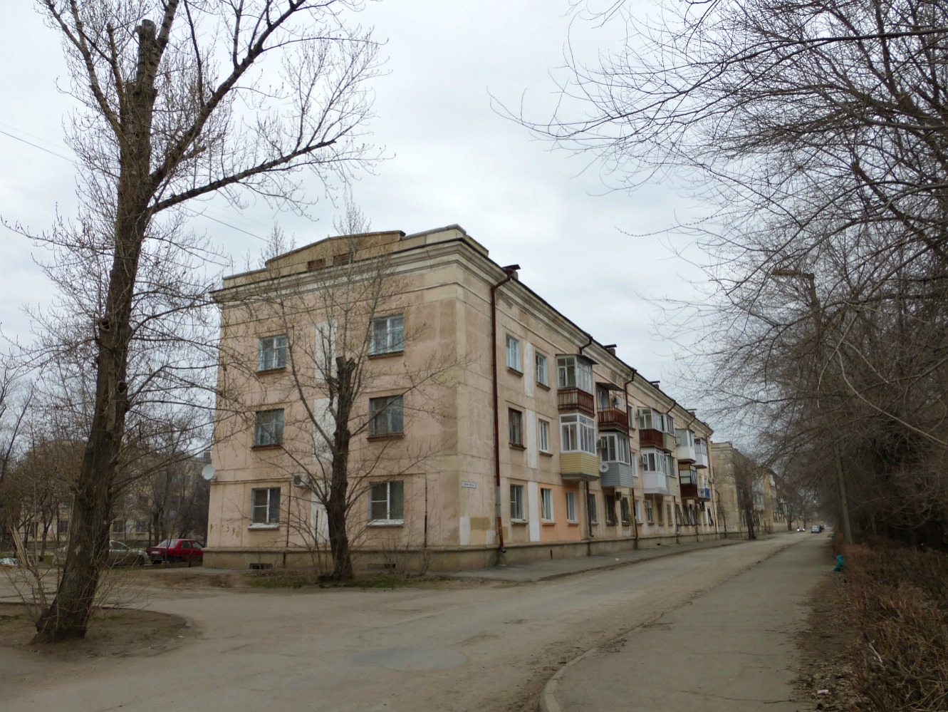 Волжский, Коммунистическая улица, 24