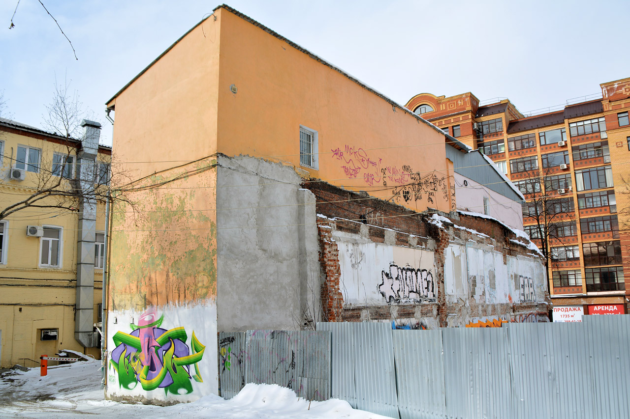 Пермь, Улица Газеты Звезда, 12 / Советская улица, 37