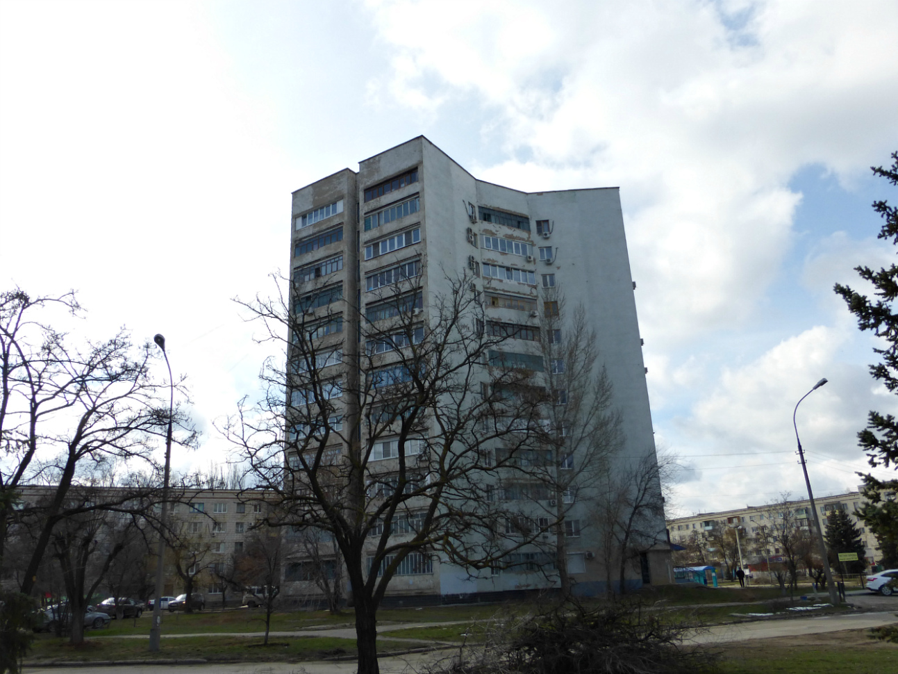 Волжский, Улица Химиков, 1А