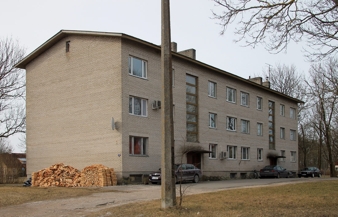 Кыргессааре, Tööstuse tee, 14