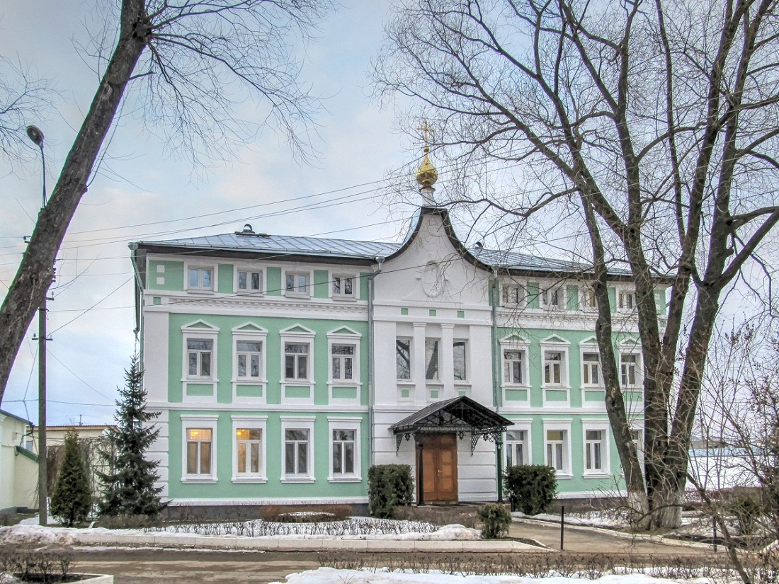 Переславль-Залесский, Улица Гагарина, 43 (Сестринский корус)