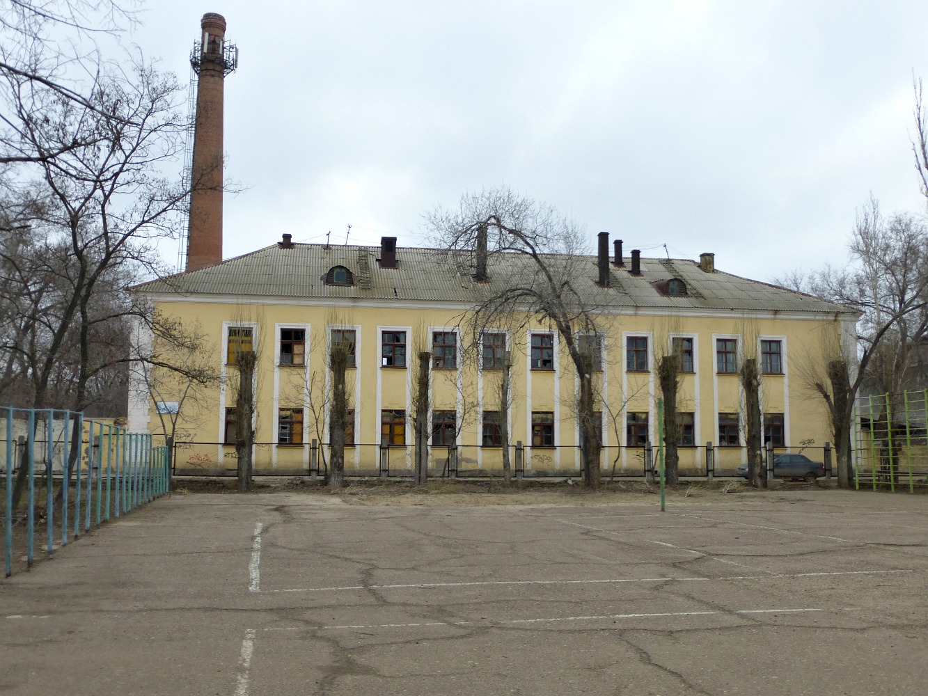Wołżski, Улица Циолковского, 4