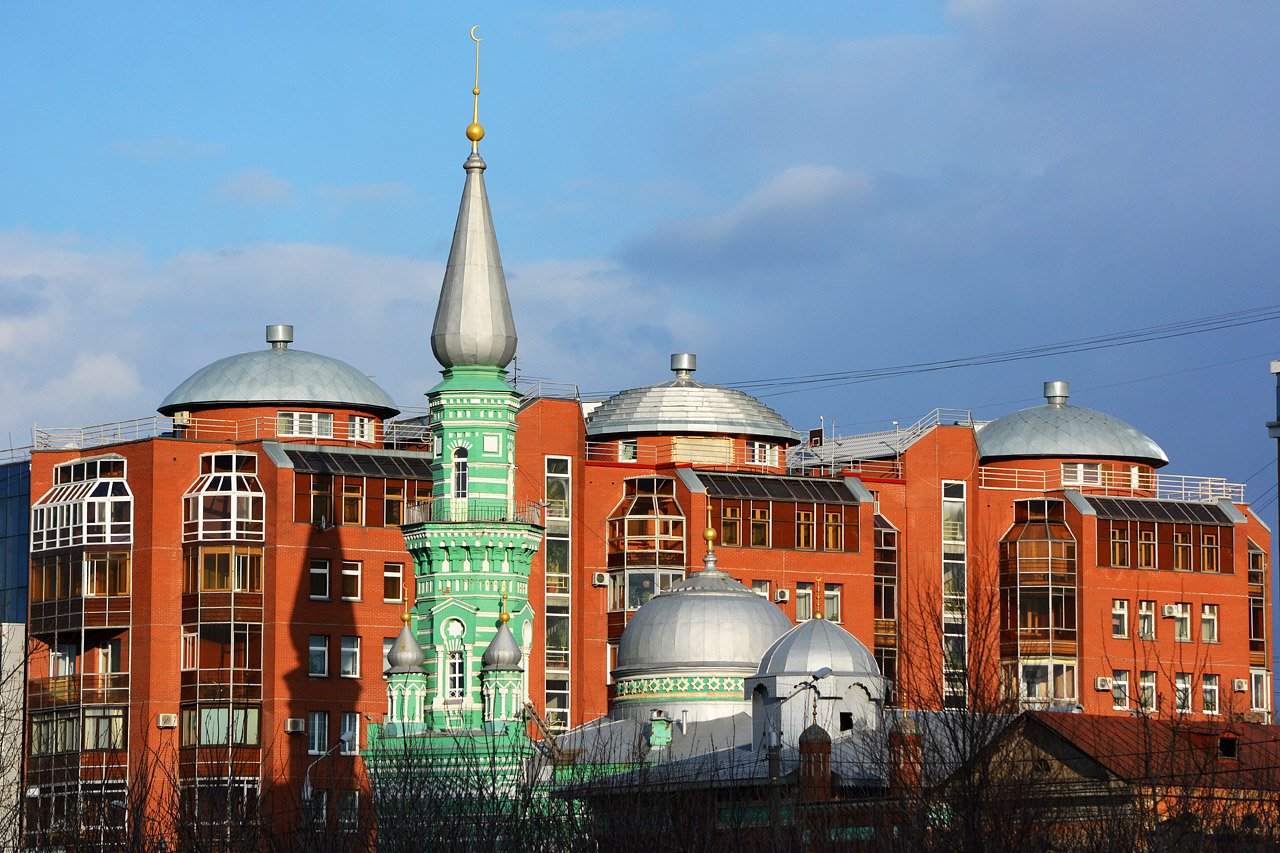 Пермь, Осинская улица, 6; Монастырская улица, 69