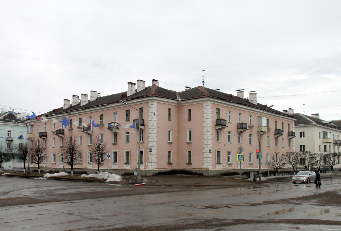 Железногорск, Улица Ленина, 4 / Советская улица, 15