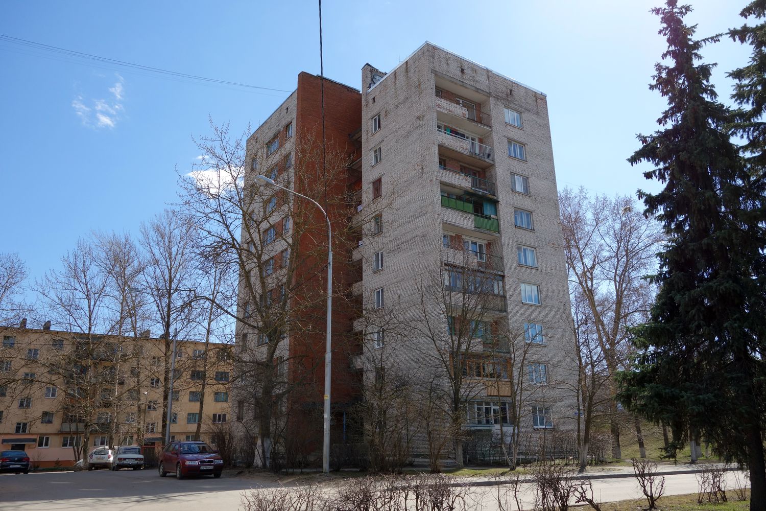 Великий Новгород, Набережная Александра Невского, 25