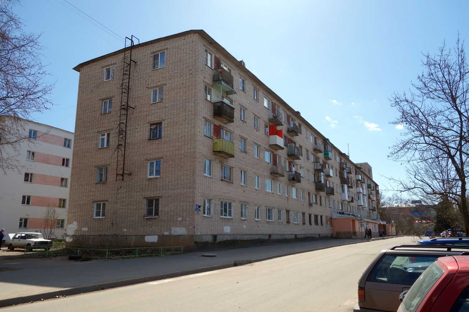 Великий Новгород, Набережная Александра Невского, 26