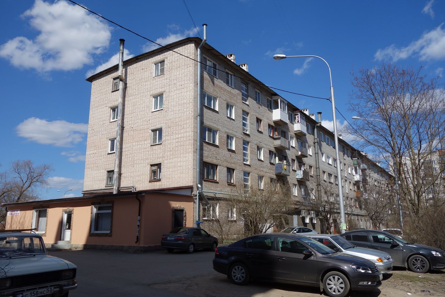 Великий Новгород, Набережная Александра Невского, 26