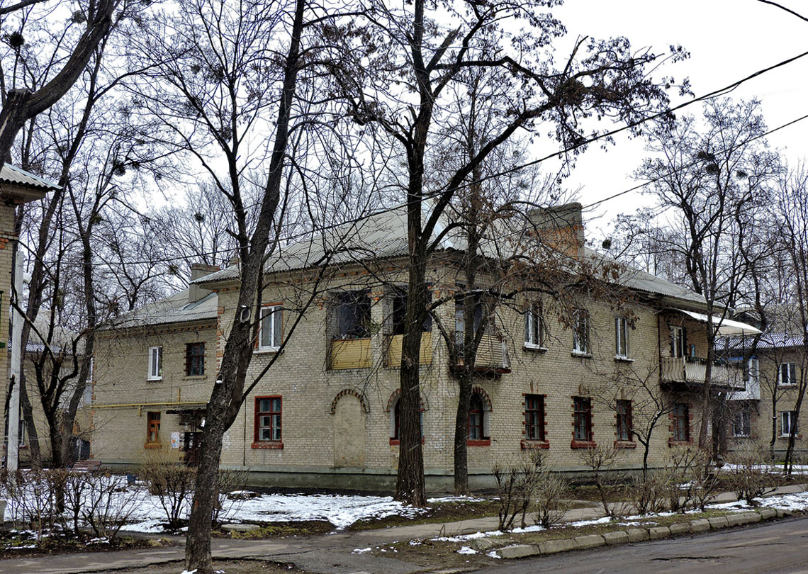 Харьков, Тепловозная улица, 4