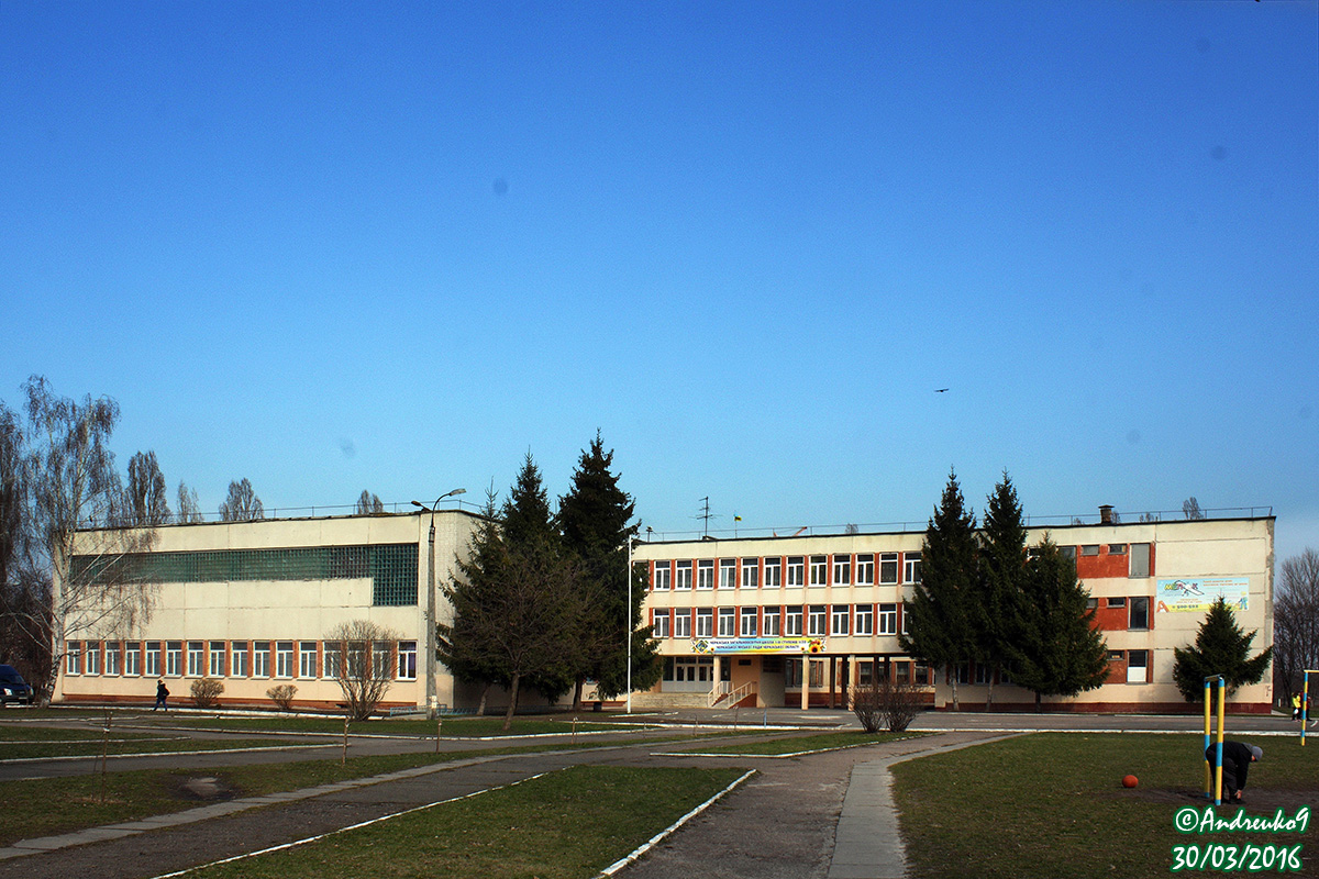 Черкаси, Улица Маршала Батицкого, 14