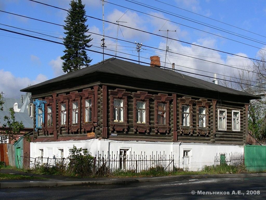 Ivanovo, Улица Пророкова, 17 / Лежневская улица, 6