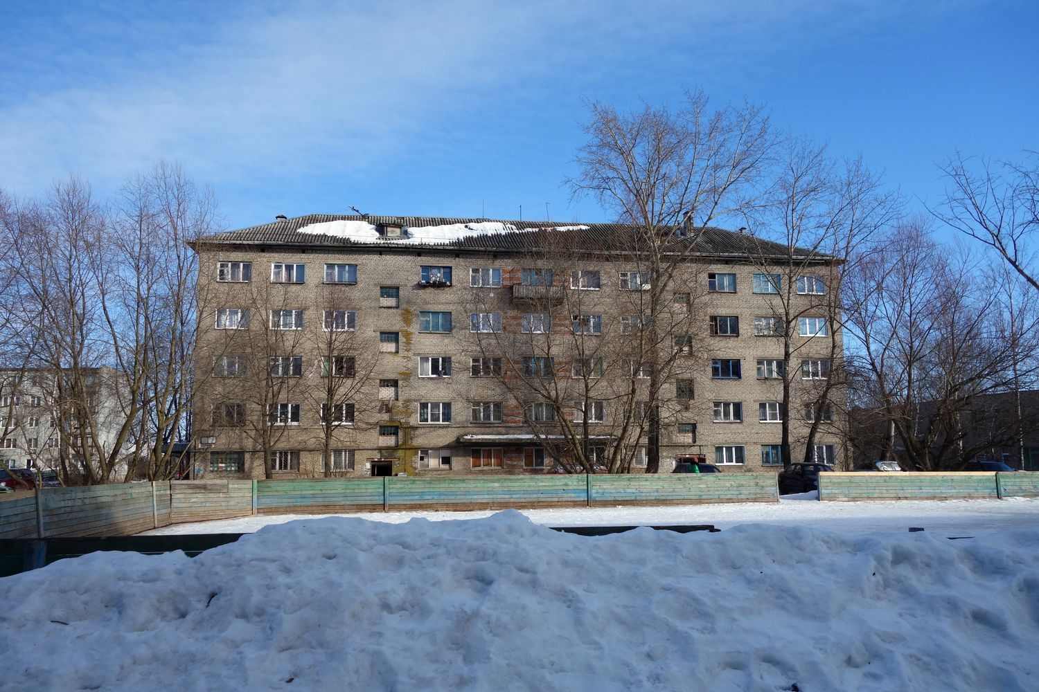 Великий Новгород, Дачная улица, 8
