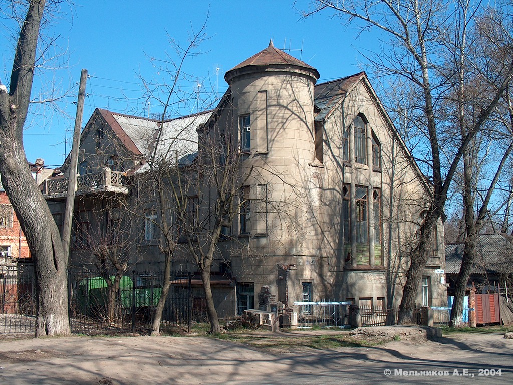 Иваново, Улица Марии Рябининой, 33 / Улица Сакко, 28